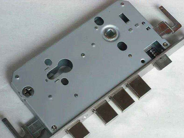 新余24小时上门开锁公司